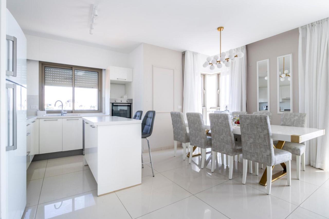 Luxury Three-Bedroom/Terrace Over Old City View Jeruzalem Buitenkant foto