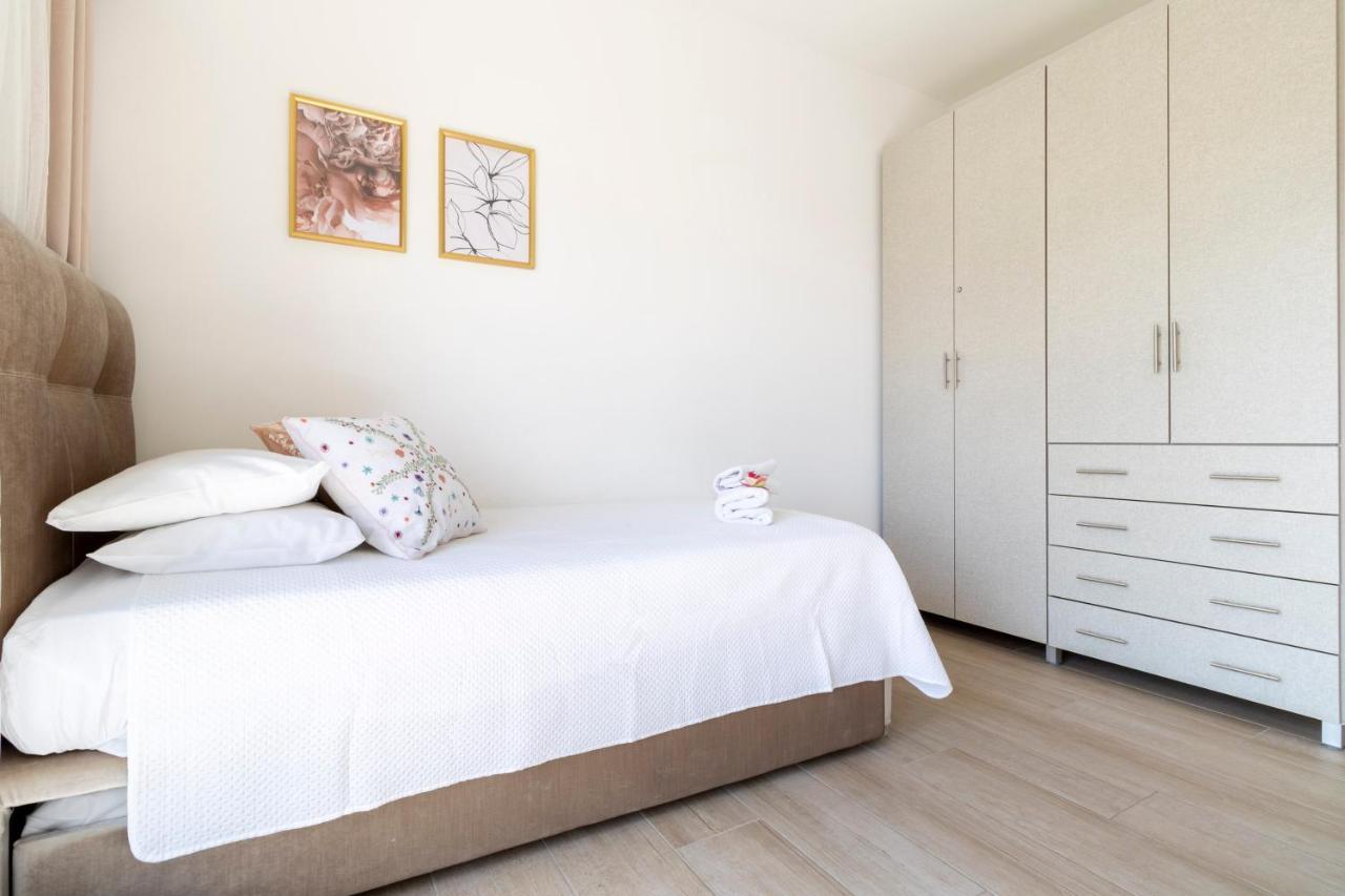 Luxury Three-Bedroom/Terrace Over Old City View Jeruzalem Buitenkant foto