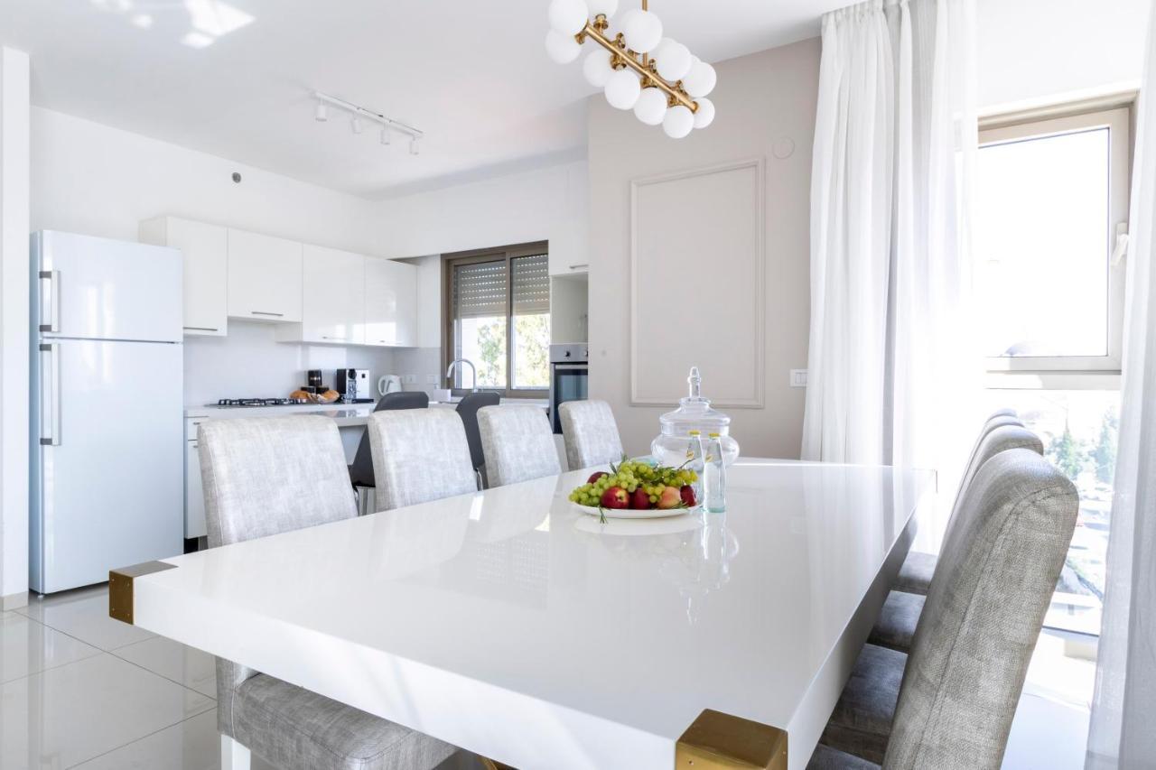 Luxury Three-Bedroom/Terrace Over Old City View Jeruzalem Buitenkant foto